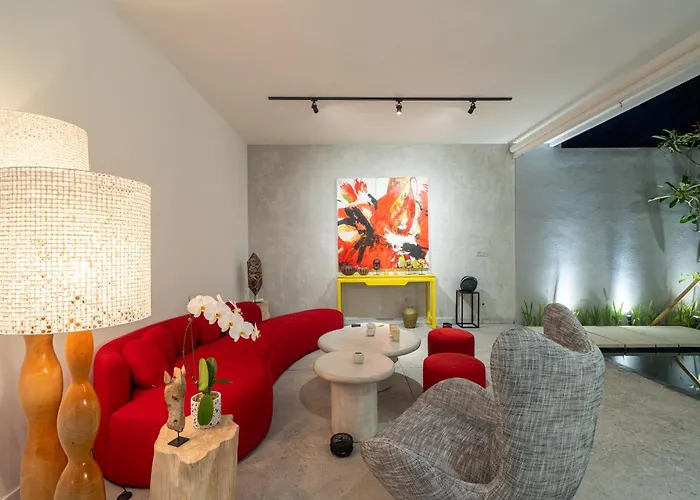 Rouge - Loft Edry
